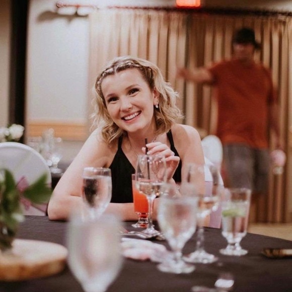 Meet your Posher, Charlotte - Picture 1 of 1